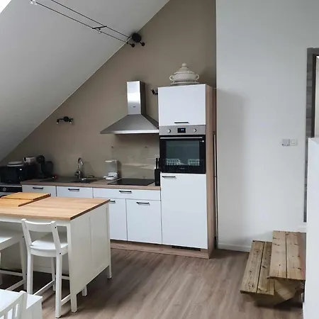 Rural 3 épis Aux Pieds Des Ar'den - 1 Isolée Et 2 Dans Hall De Nuit - 34 Rue Du Château à 5564 Wanlin - 4 Adultes Et 2 Enfants Casa de Férias