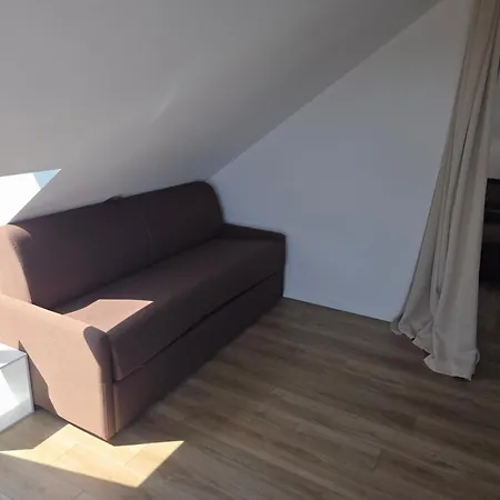 Rural 3 épis Aux Pieds Des Ar'den - 1 Isolée Et 2 Dans Hall De Nuit - 34 Rue Du Château à 5564 Wanlin - 4 Adultes Et 2 Enfants * Houyet